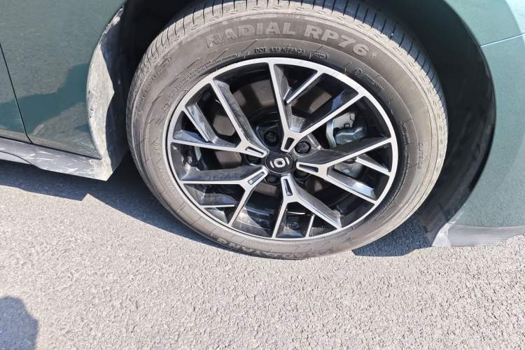 Used CHANGAN NEVO A06 2023 Base Model Right Front Wheel Hub