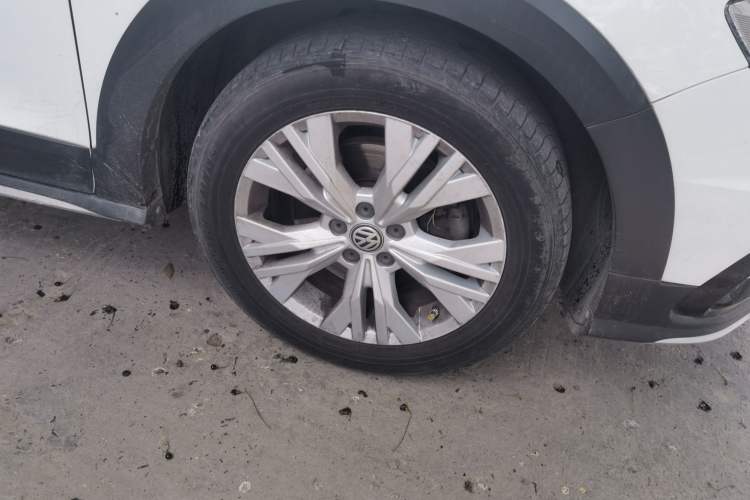 Used Volkswagen C-TREK 2018 230TSI DSG Comfort Model Exterior 7