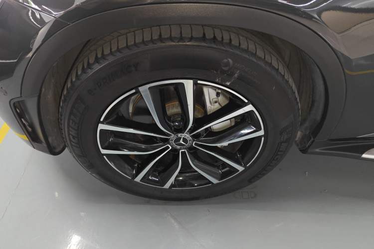 Used Mercedes-Benz GLC 2020 Facelift GLC 300 L 4MATIC Dynamic Edition