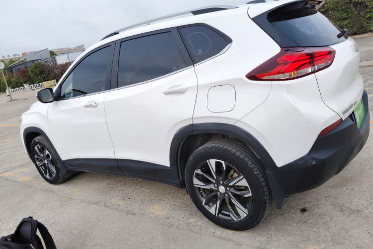 Used Chevrolet Trax 2019 325T Automatic Fun Edition China VI Standard