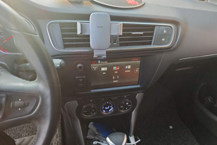 Used Citroen C3-XR 2015 1.6L Automatic Pioneer Model
