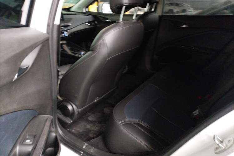 Used Buick Velite 6 2023 430km Range Commuter Version
