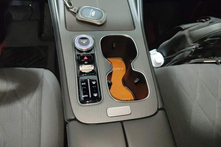 Used Chery Fengyun T8 2025 1.5T 130 km Comfort Edition 5-Seater