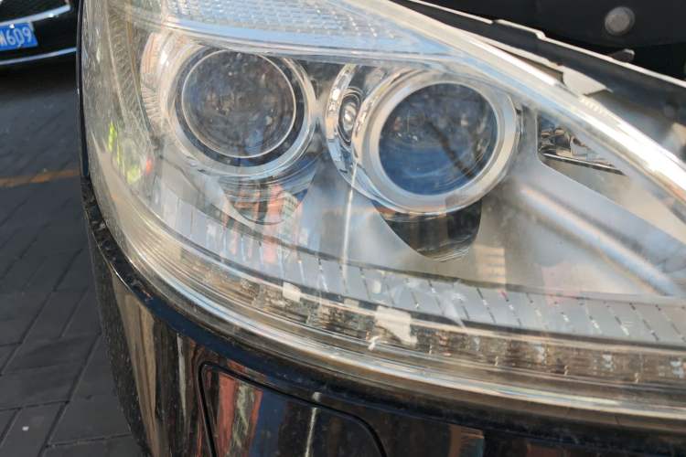 Used Mercedes-Benz S-Class 2010 S 300 L Luxury Model Right Front Headlight