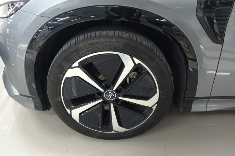 Used BYD Song L EV 2025 Intelligent Driving Version 662 km LiDAR Excellence Edition