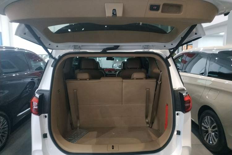 Used Buick GL8 2021 ES Land Cruiser 653T Luxury Edition
