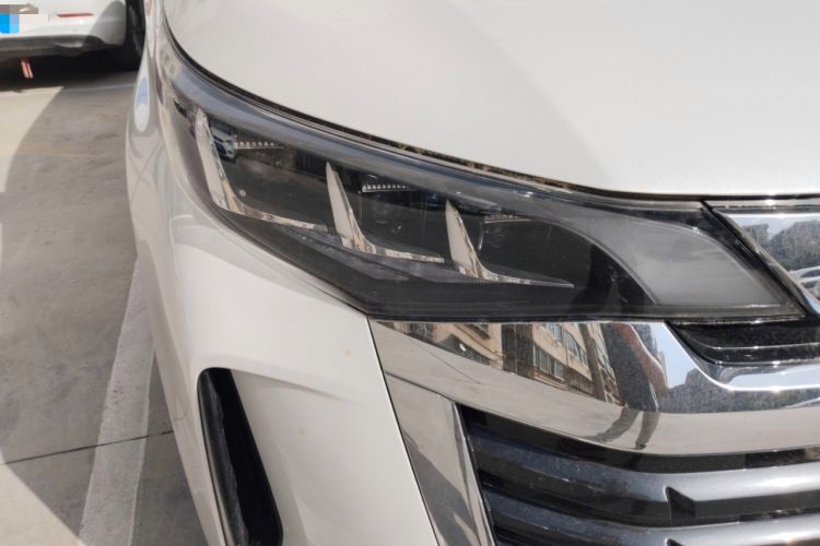 Used GAC Trumpchi M6 2024 MAX 270T WDCT Luxury Edition
