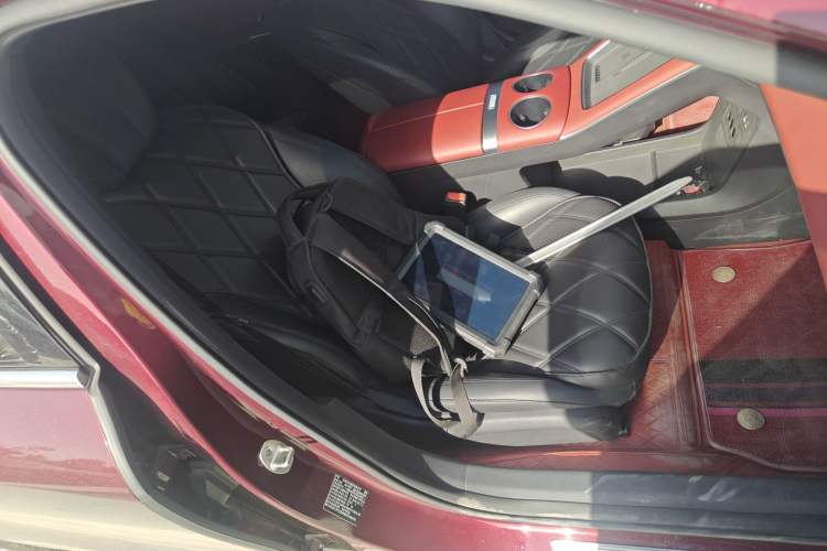 Used Chery Fengyun Fulwin A9L 2025 Model, Four-Wheel Drive High-Energy Peak Edition Right Front Seat