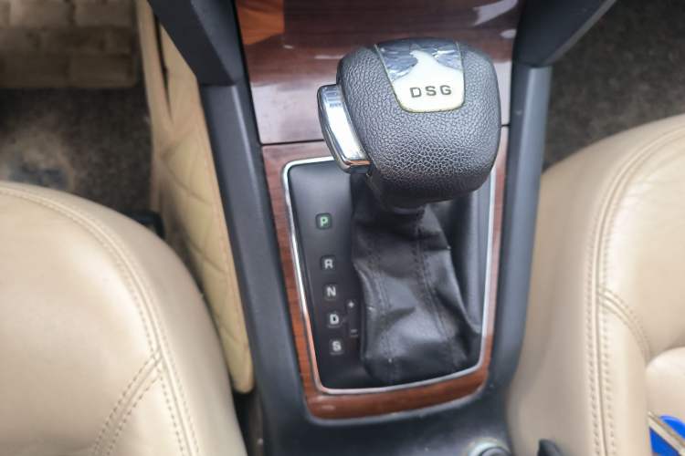 Used Skoda Octavia 2013 1.4TSI DSG Yijun Edition
