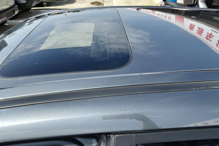 Used CHANGAN OSHAN X5 2021 Revised Version 1.5T DCT Luxury Edition Roof