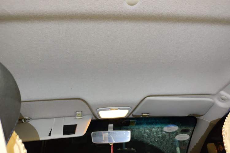 Used JMEV E200L 2017 E200P Comfort Edition
