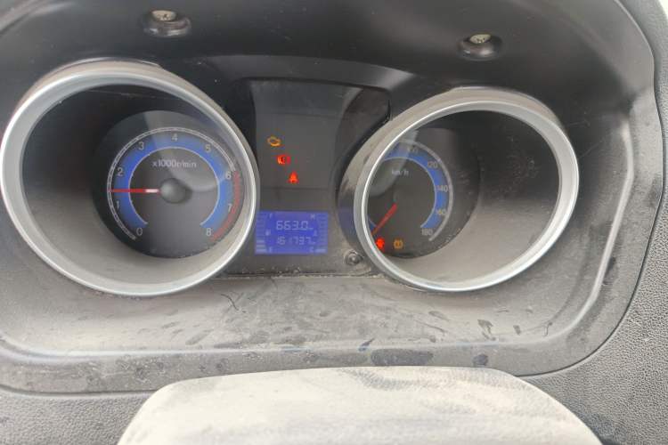 Used Chana Ruixing M60 2020 1.5L Base Version China VI Emission Standard 7-Seater DAM15KR
