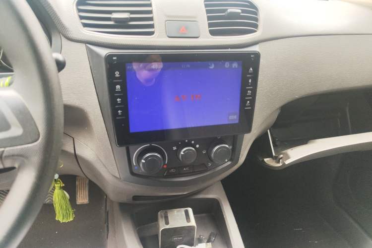 Used Wuling Hongguang 2020 1.2L S Base Model China VI LSI Audio And AC Panel
