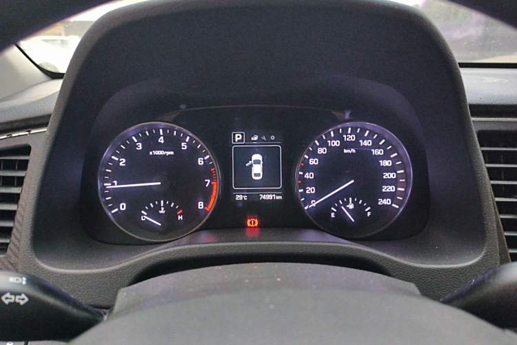 Used Hyundai Elantra (6th Generation / Lingdong) 2016 1.6L Automatic ZhiXuan – Elite Version