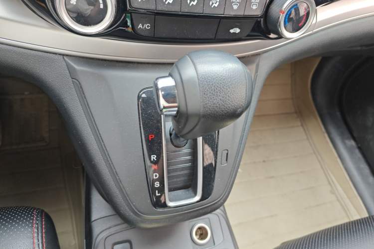 Used Honda CR-V 2016 2.0L Two-Wheel Drive Classic Edition
