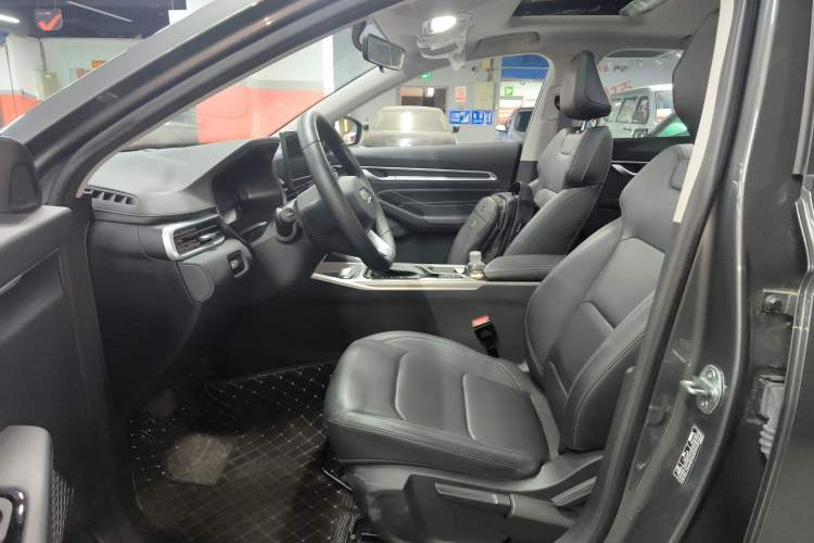 Used Geely Auto Emgrand 2025 4th Generation 1.5L CVT Luxury Version
