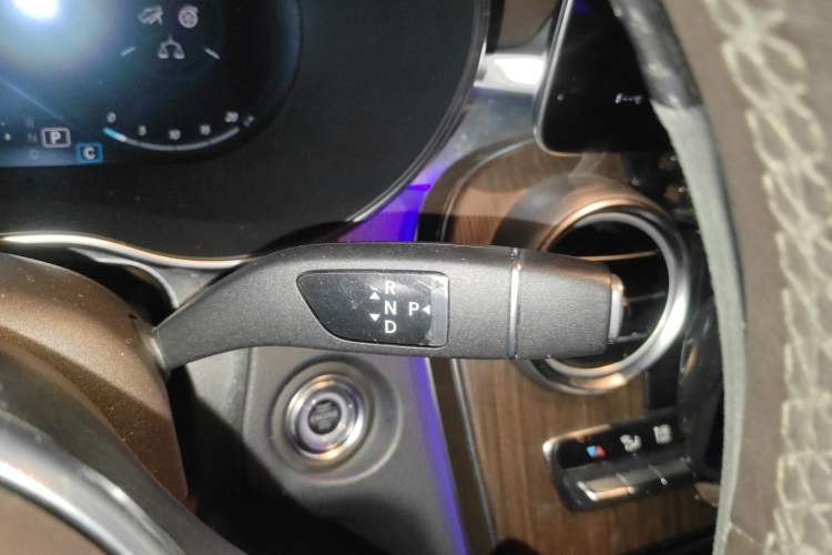 Used Mercedes-Benz GLC 2021 GLC 300 L 4MATIC Luxury Model
