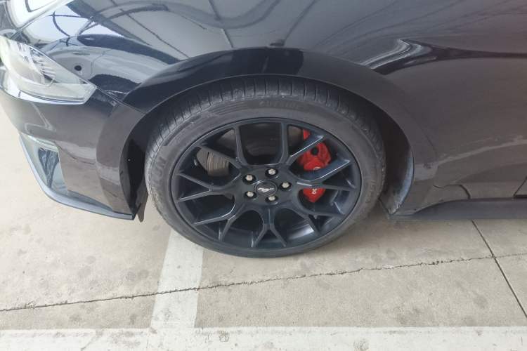 Used Ford Mustang 2018 2.3L EcoBoost Left Front Wheel Hub