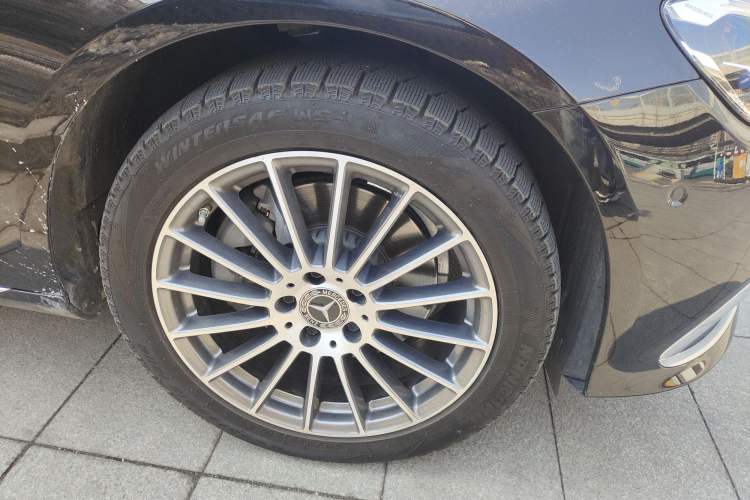 Used Mercedes-Benz E-Class 2023 E 260 L