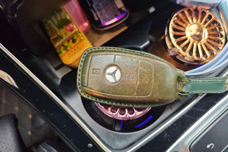 Used Mercedes-Benz GLC Coupe 2020 GLC 260 4MATIC Coupe SUV Vehicle Key