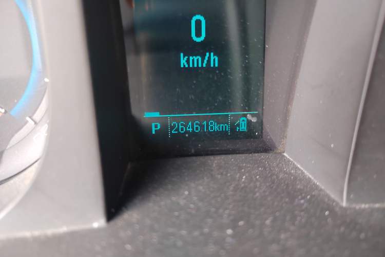 Used Buick GL8 2013 2.4L CT Luxury Business Comfort Edition
