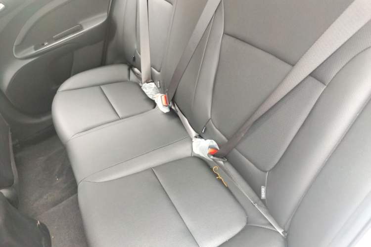 Used Kia kx1 Stonic 2021 1.4L CVT Fun Edition
