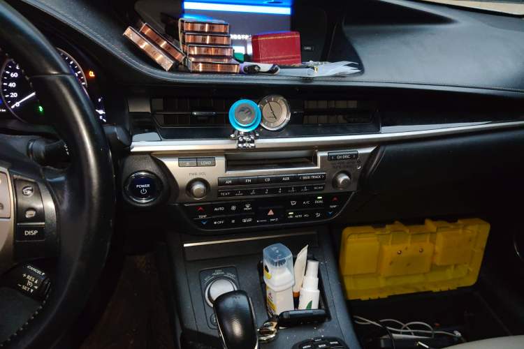 Used Lexus ES 2013 300h Elite Edition