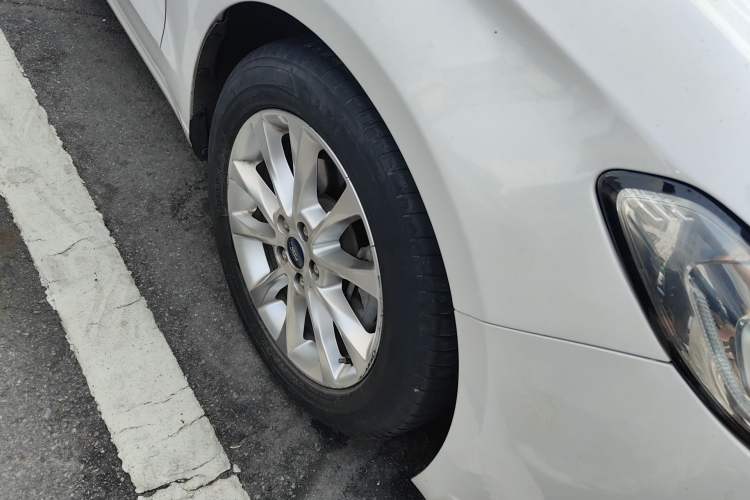 Used Ford Mondeo 2017 EcoBoost 180 Stylish Model
