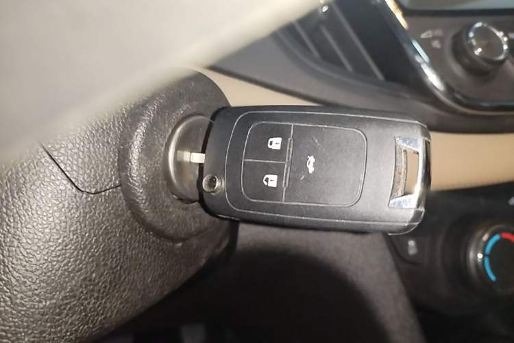 Used Chevrolet Monza 2020 320 Automatic Enjoyment Edition Interior 1