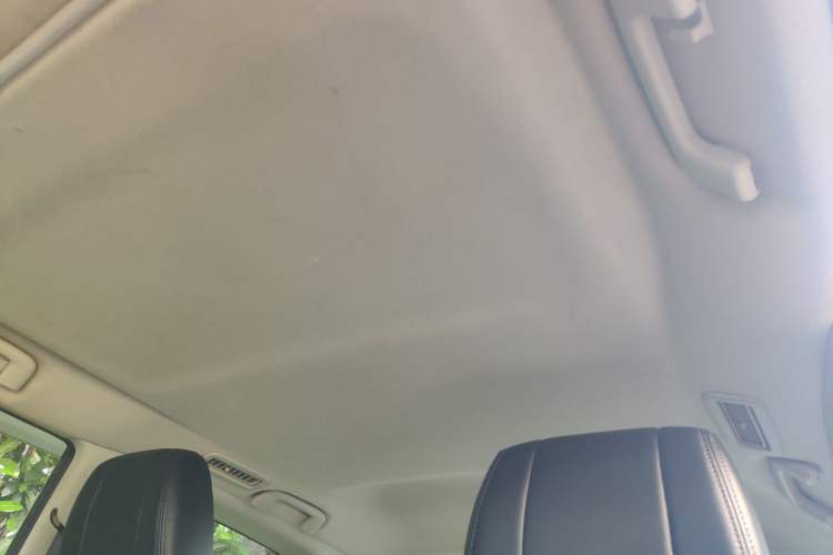 Used Mitsubishi Pajero 2016 3.0L Automatic Prestige Version China V Standard Headliner