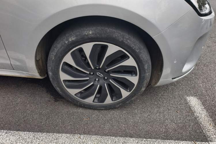 Used Hima AITO M5 2023 Extended-Range Four-Wheel Drive Intelligent Driving Version
