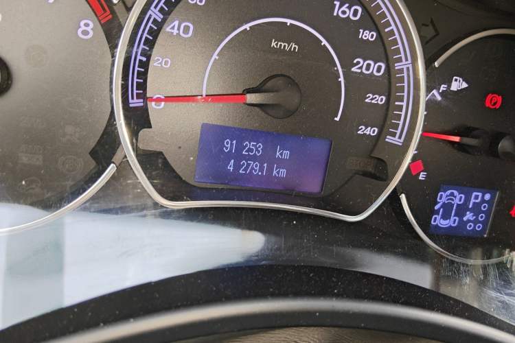 Used Renault Koleos 2013 2.5L Two-Wheel-Drive Urban Edition
