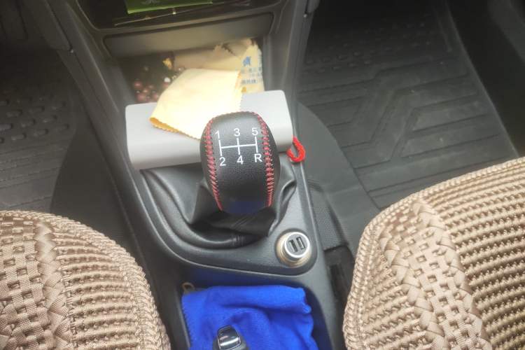 Used Peugeot 308 2014 Enjoy Edition Classic 1.6L Manual YouShang Model Gear Lever