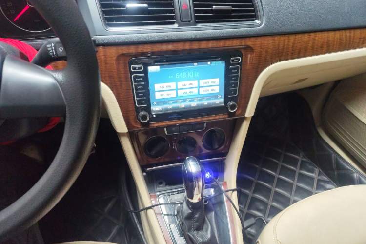 Used Volkswagen Lavida 2013 Restyled Classic 1.6L Automatic Comfort Edition