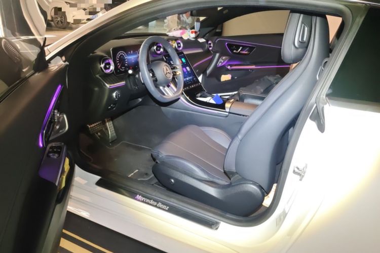 Used Mercedes-Benz CLE 2024 CLE 300 4MATIC Dynamic Coupe Left Front Seat