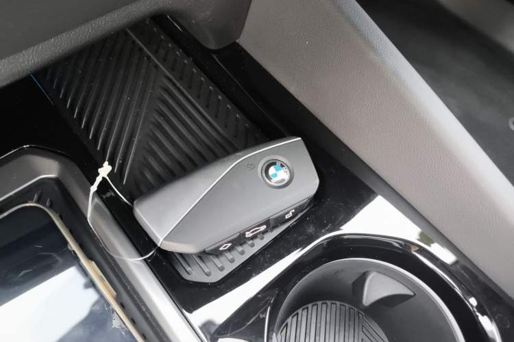 Used BMW i5 2024 eDrive 35L Luxury Package
