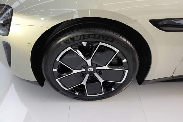 Used Xiaomi Auto SU7 2024 Rear-Drive Long-Range Intelligent Driving Version