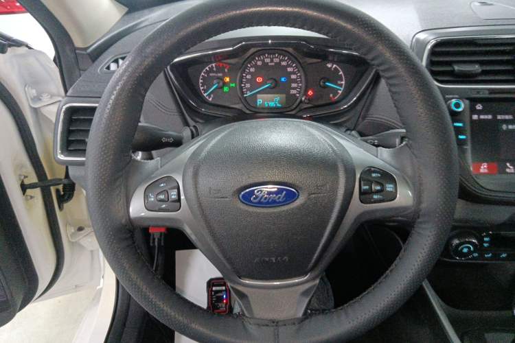 Used Ford Escort 2017 Happiness Edition 1.5L Automatic Fashion Version