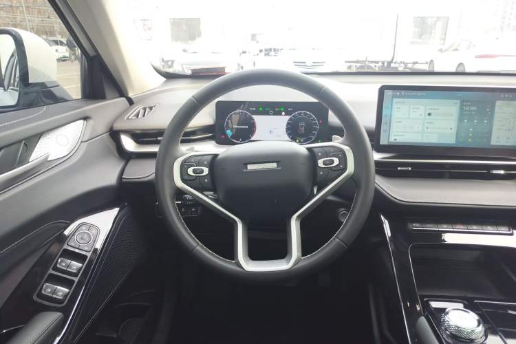 Used Haval H6 2022 3rd Generation 1.5T Automatic Two-Wheel Drive Max Steering Wheel