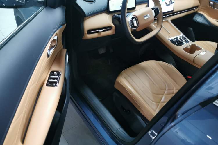 Used Geely Galaxy Xingjian 7 EM-i 2025 120km Flagship Edition Driver Seat