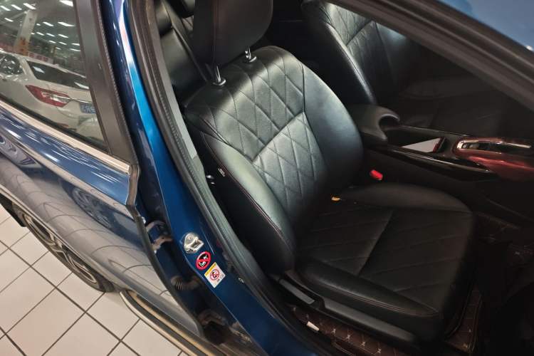 Used Honda XR-V 2015 1.8L EXi CVT Comfort Version
