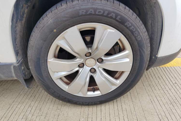 Used Peugeot 2008 2014 1.6L Automatic Fashion Edition