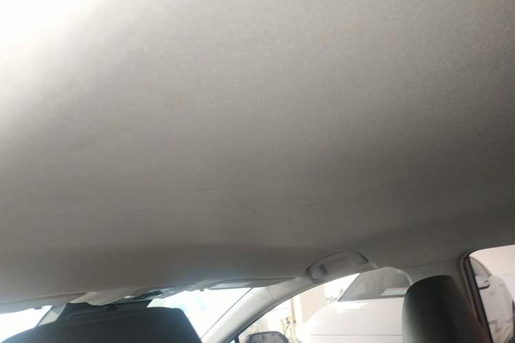 Used Toyota bZ3 2023 517 km Elite PRO Headliner