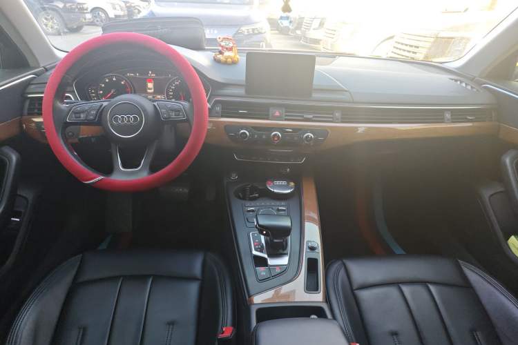 Used Audi A4L 2018 30th Anniversary Edition 40 TFSI Trendy Model
