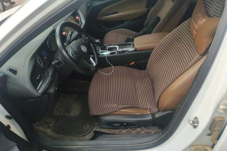 Used Buick Regal 2017 20T Elite Edition Left Front Seat