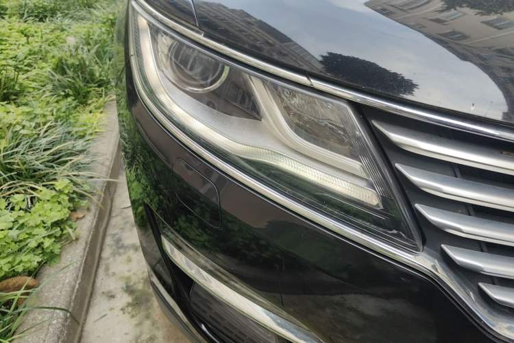 Used Lincoln MKC 2017 2.0T Two-Wheel Drive Deluxe Edition