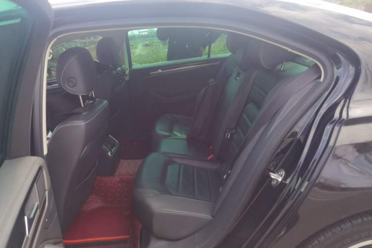 Used Volkswagen Phideon 2018 Revised Version 380TSI Two-Wheel Drive Business Edition