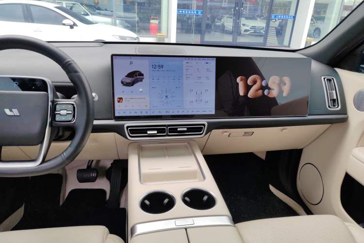 Used Li Auto L9 2022 Max model