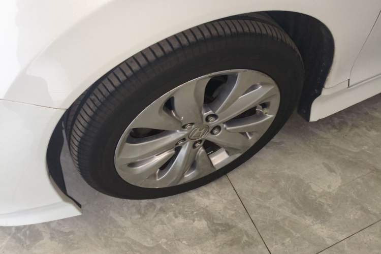 Used Honda Jade 2017 1.8L automatic Comfort version 5 seats