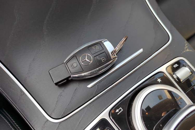 Used Mercedes-Benz C-Class 2017 Restyled C 180 L Fashion Edition Sport Version